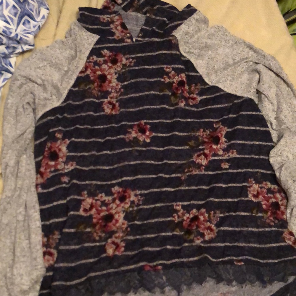 Plus size hooded shirt